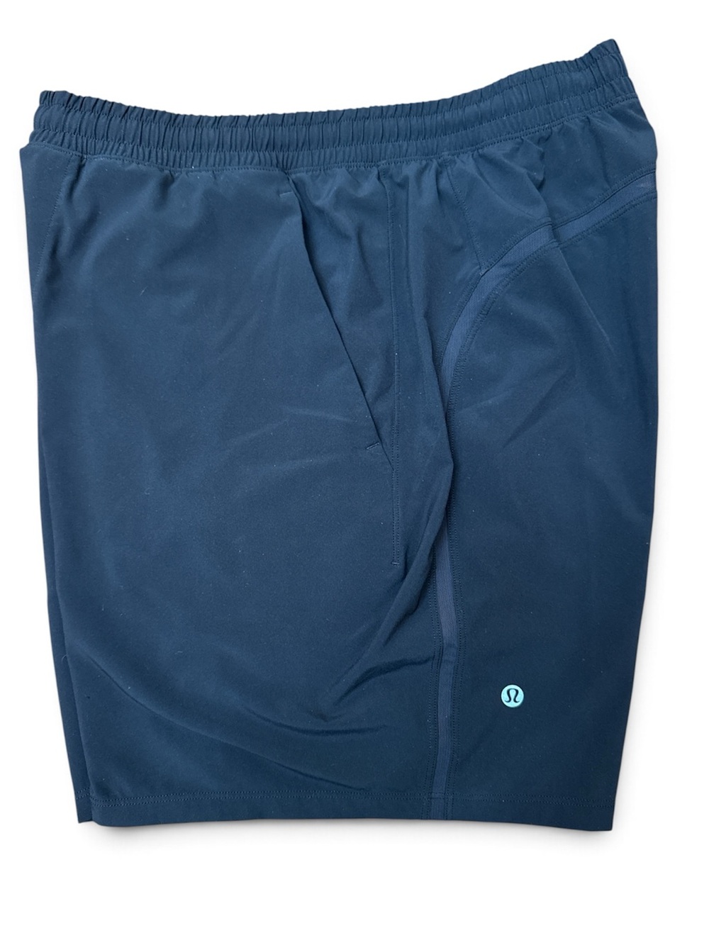 Lululemon Men’s 7” Black Shorts w/Lined
